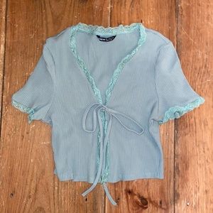 Shein - green tie front top (L)